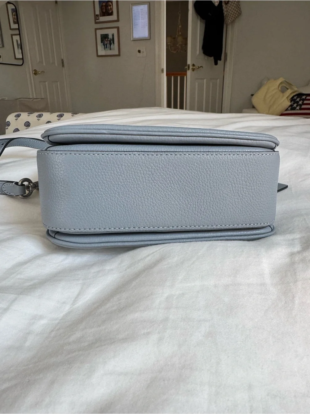 Coach Cassie Crossbody 19 bag - Picture 12 of 13